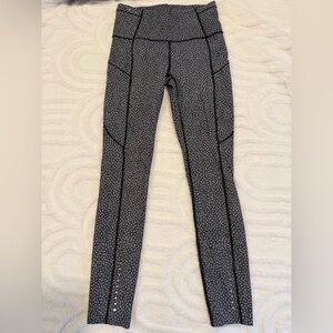 Lululemon Fast & Free Leggings, Size 4, EUC, Sporty Athletic Athleisure Leggings